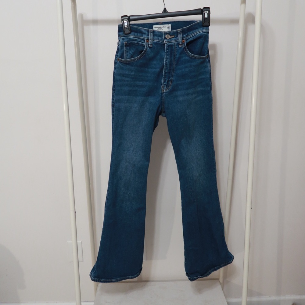 Abercrombie & Fitch Ultra Rise Flare Jeans Curve Love